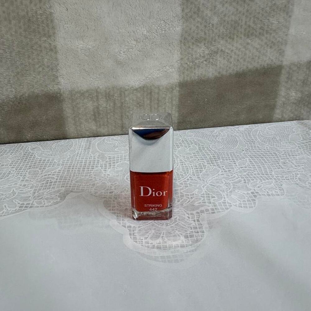 Dior vernis nail polish in